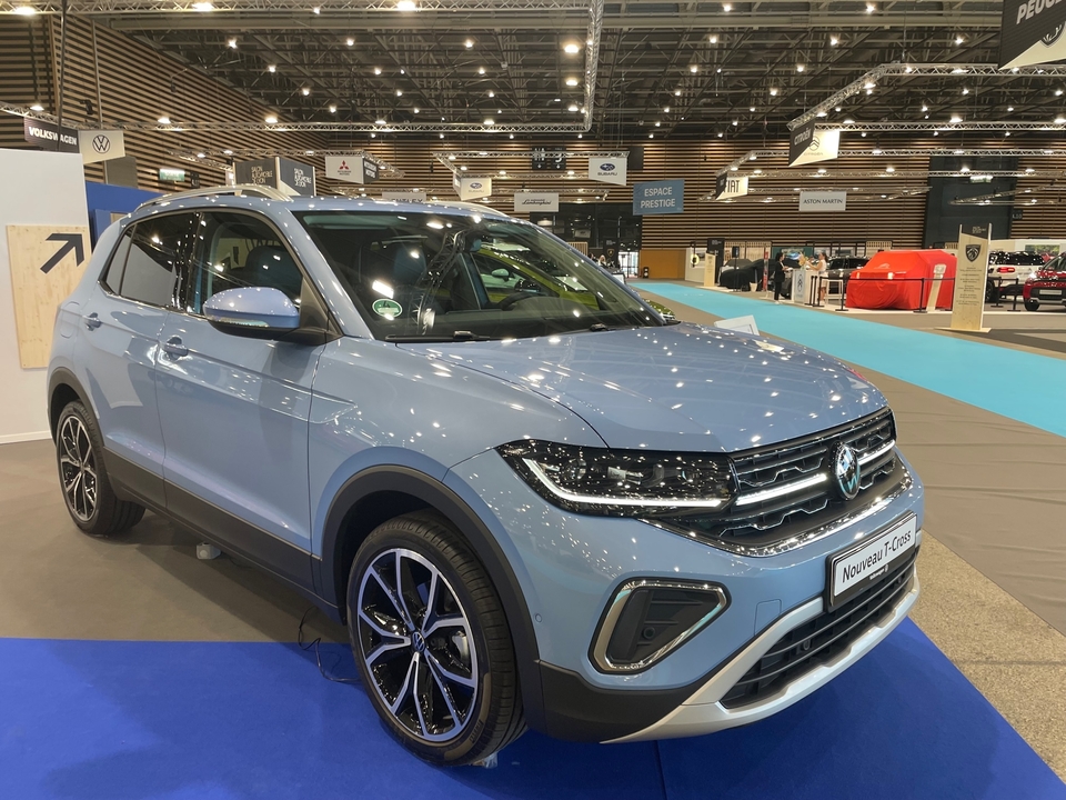 S8-volkswagen-t-cross-restyle-petit-porteur-en-direct-du-salon-de-lyon-2023-772052.jpg