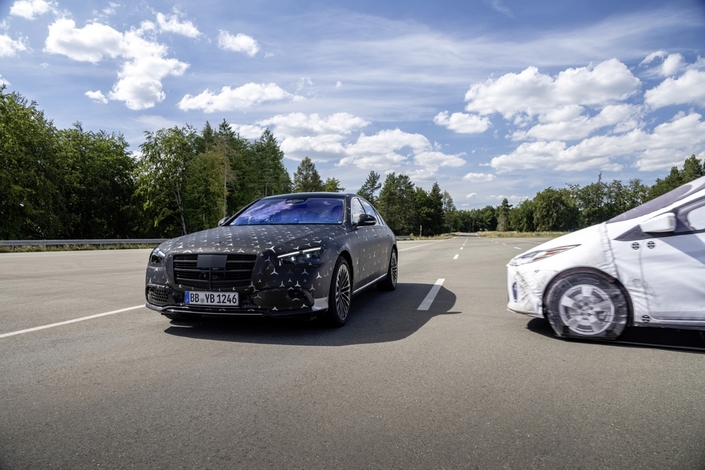 Nouvelle Mercedes Classe S : des fonctions de sécurité très avancées