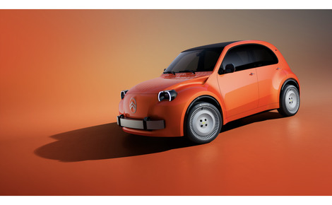 Avec ses effets faciles, la vision moderne de la 2 CV a tout pour enchanter le public.