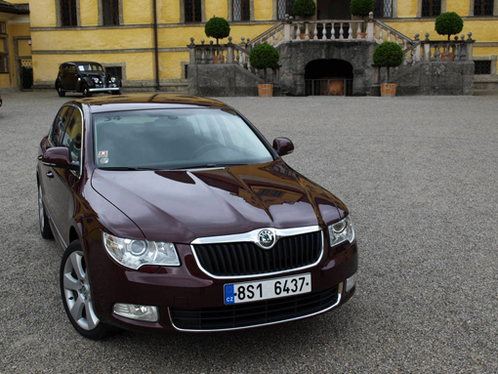 Essai vidéo - Skoda Superb : le coffre se fait la malle