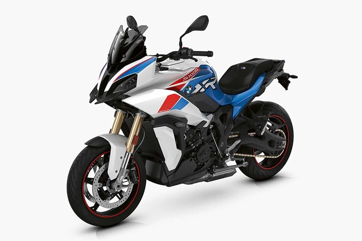 Nouveaux coloris et nouveaux équipements de série pour la gamme de motos 2021.