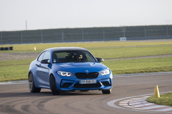 La BMW M2, moins performante en BVM qu’en BVA.