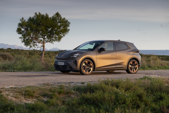 Essai Cupra Raval Plus : peut-on se contenter d'une toute petite batterie sur une bonne citadine électrique ?
