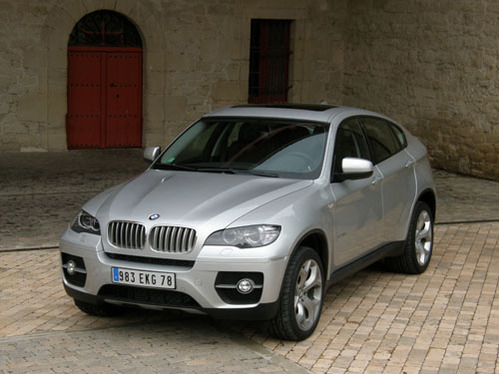 Essai vidéo - BMW X6 xDrive35d : look et différentiel d’enfer ?