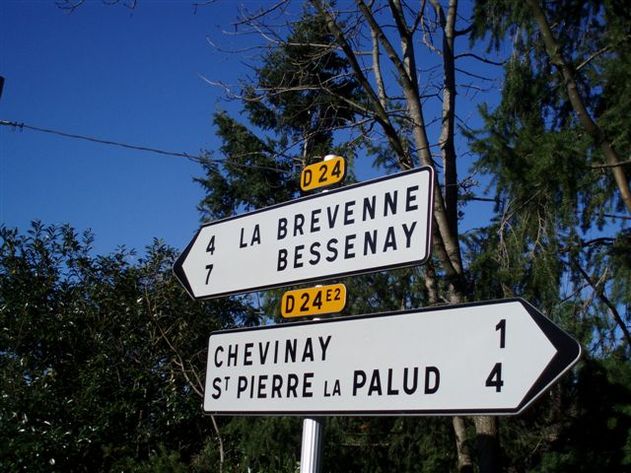 Road Book : Virée dans les Monts du Lyonnais en Subaru..