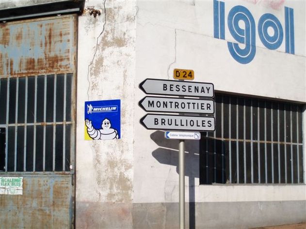 Road Book : Virée dans les Monts du Lyonnais en Subaru..