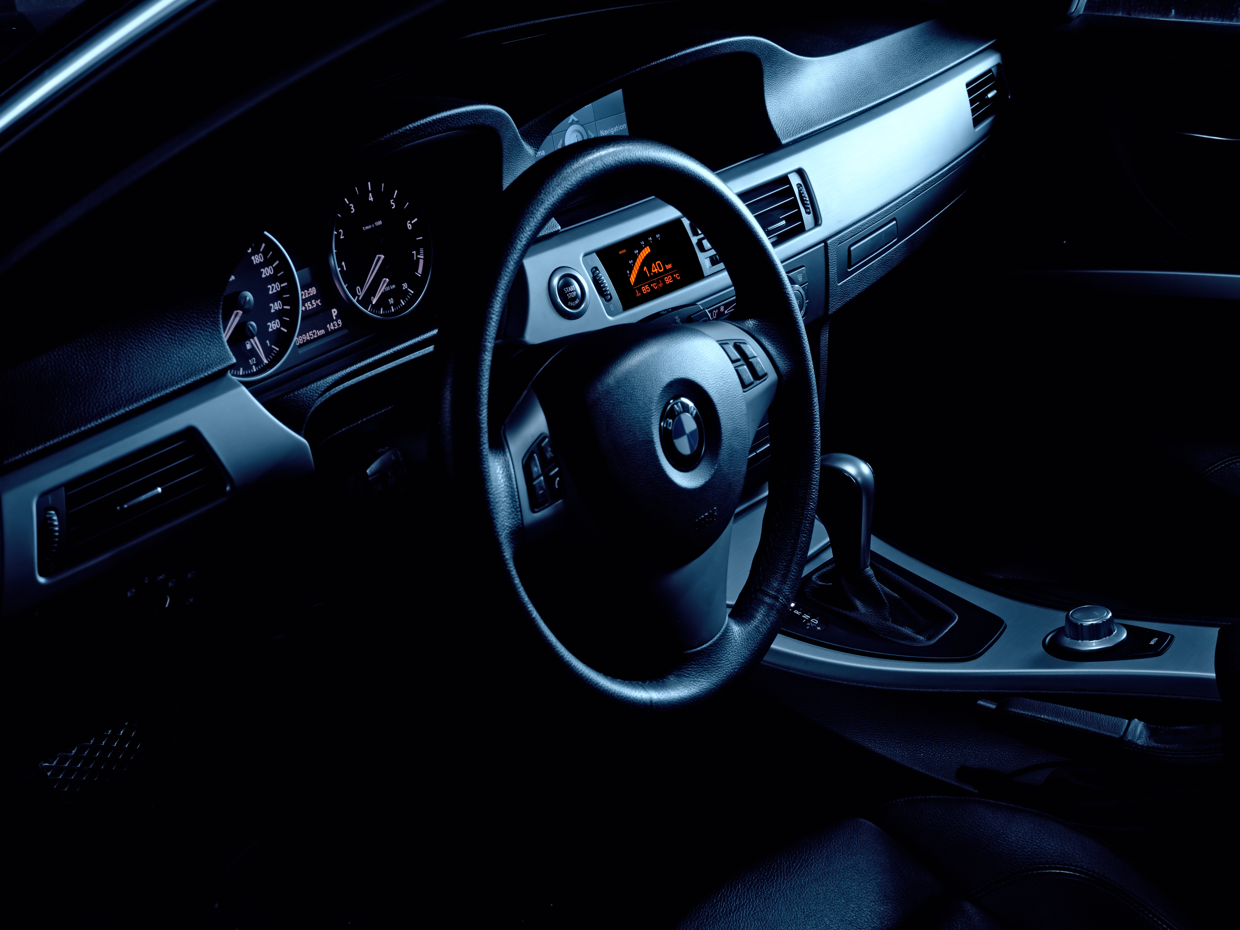 Awron bmw e70