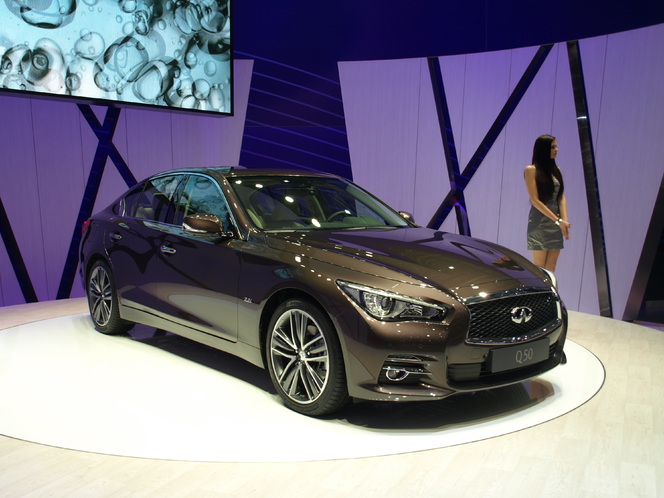 Vidéo en direct du Salon de Genève 2013 - Infiniti Q50 : taillée pour l'Europe