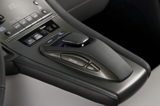 La Lexus HS 250h 2010 dévoilée au Salon de Détroit 2009