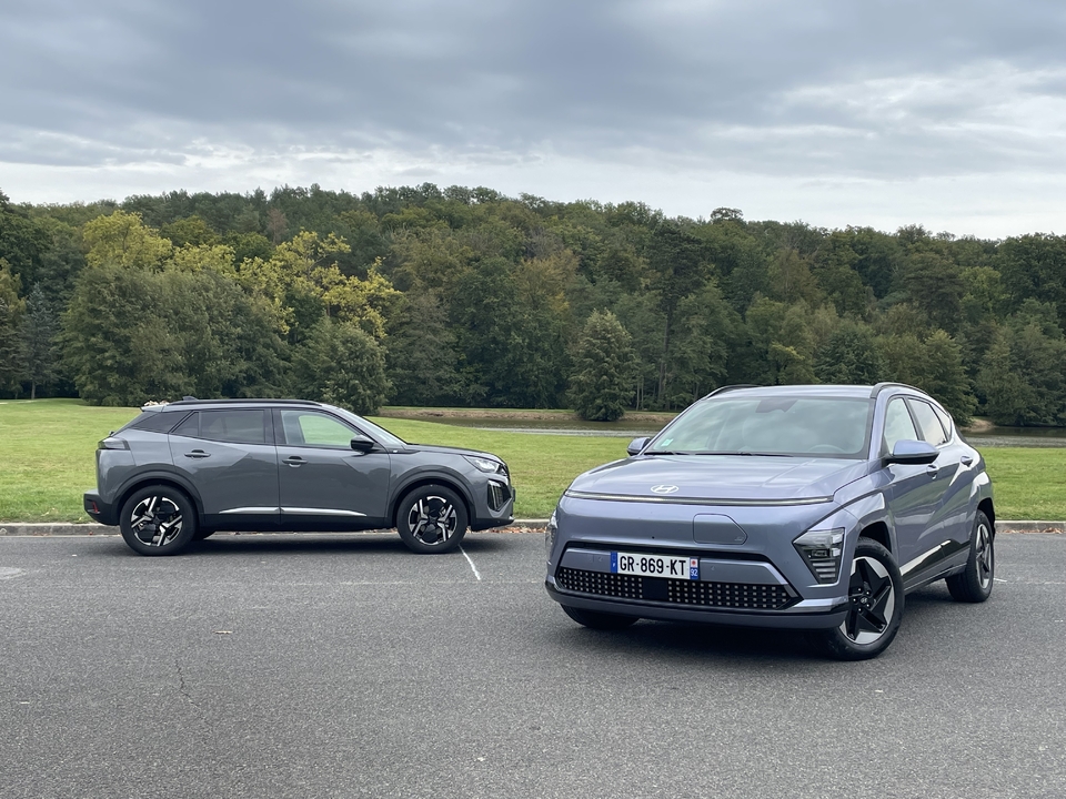 Comparatif vidéo - Hyundai Kona vs Peugeot e 2008 : quel SUV pour ...