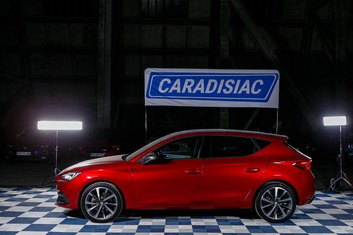 Seat Leon 4: tout pour plaire - Salon de l'auto Caradisiac