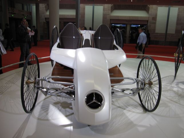 En direct du Salon de Francfort : le Mercedes-Benz F-CELL Roadster