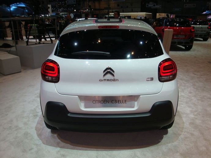 Citroen C3 Elle Feminine En Direct Du Salon De Geneve 2018
