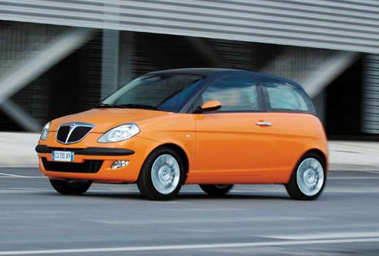 Essai - Lancia Ypsilon Momo Design : un accessoire de mode sur 4 roues