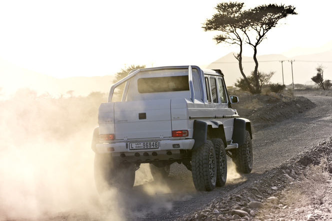 (Vidéo) Nouveau Mercedes G63 AMG 6×6: incroyable et spectaculaire