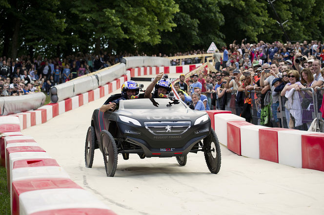 Stéphane Peterhansel rejoint Peugeot en rallye-raid et sur le Dakar!