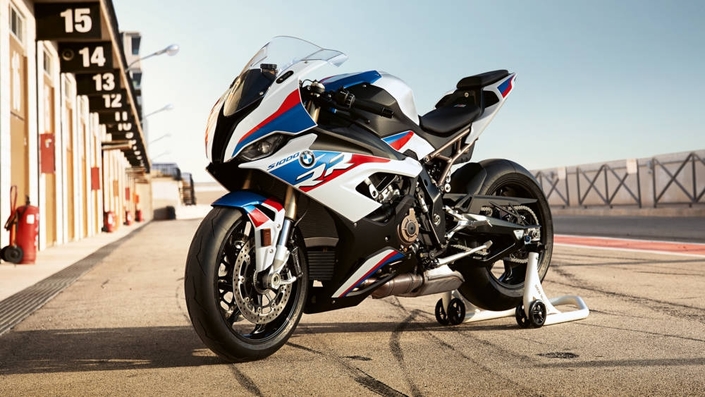 Vers une première moto série M ?