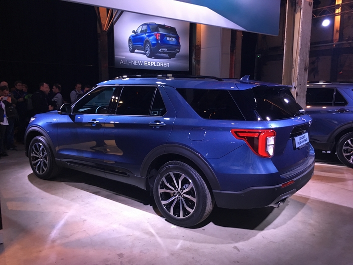 Présentation vidéo - Ford Explorer : première en hybride rechargeable