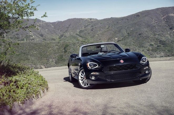 Salon de Los Angeles - La Fiat 124 Spider débarque en photos