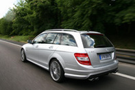 Audi R8 – Mercedes C 63 AMG break – BMW M3 Cabriolet – Porsche Cayenne Turbo – Jaguar XKR : plus de 2200 ch pour tous les goûts ou presque