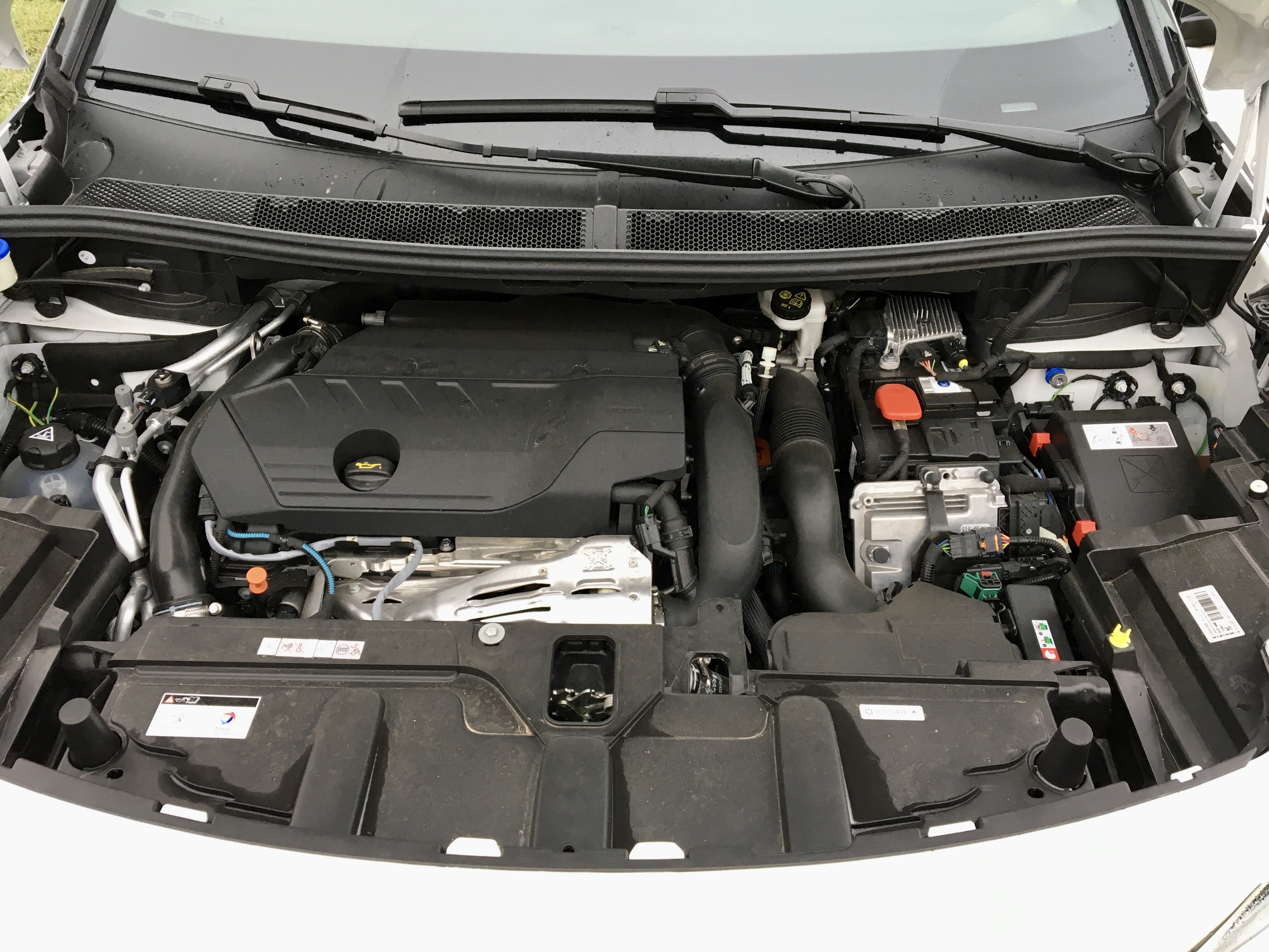 Essai Peugeot 3008 Hybrid 225 2020 L Intermediaire