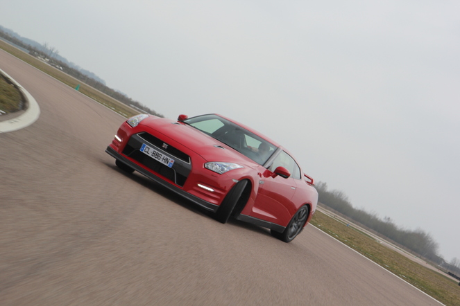 Nissan GT-R 2012 au quotidien : jour 3, à l'assaut du circuit