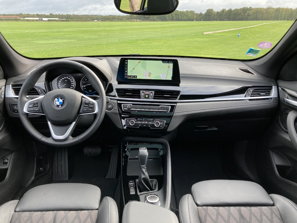 S8-comparatif-video-peugeot-3008-vs-bmw-x1-le-dynamisme-en-leitmotiv-648786.jpg