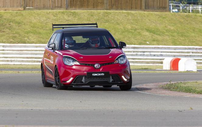 MG dévoile la MG3 Trophy Championship concept