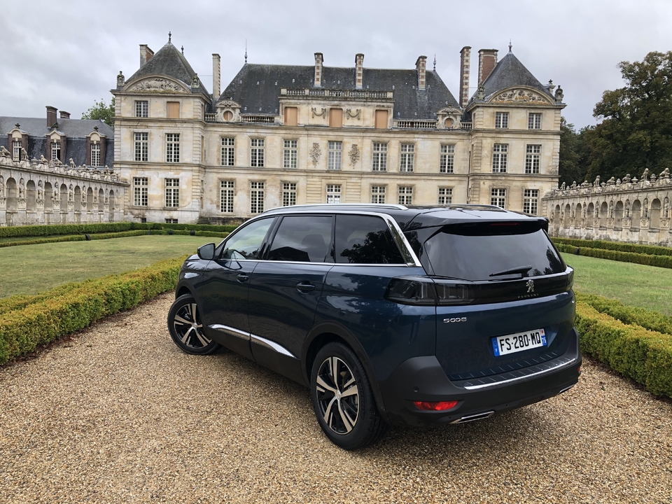 Essai - Peugeot 5008 BlueHDi 180 GT restylé (2020) : les familles l ...