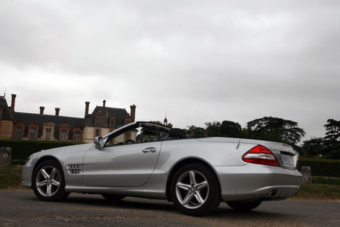 Essai vidéo - Mercedes SL : SL rafraichi.