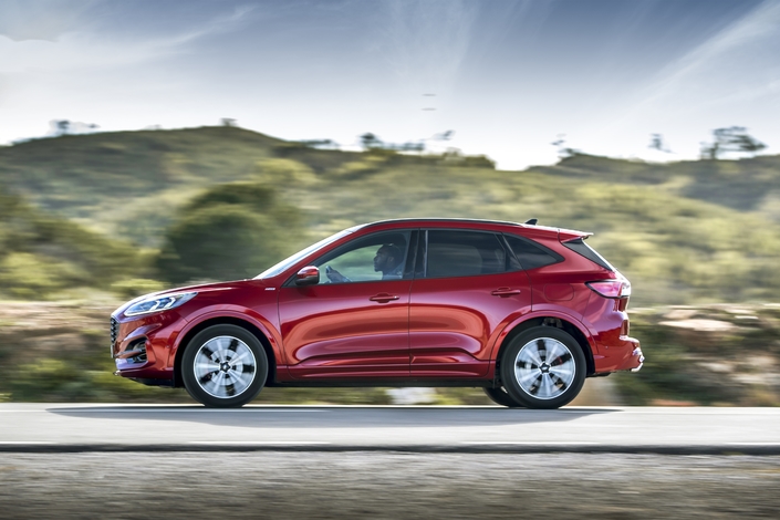 Ford Kuga : nouvelle motorisation hybride