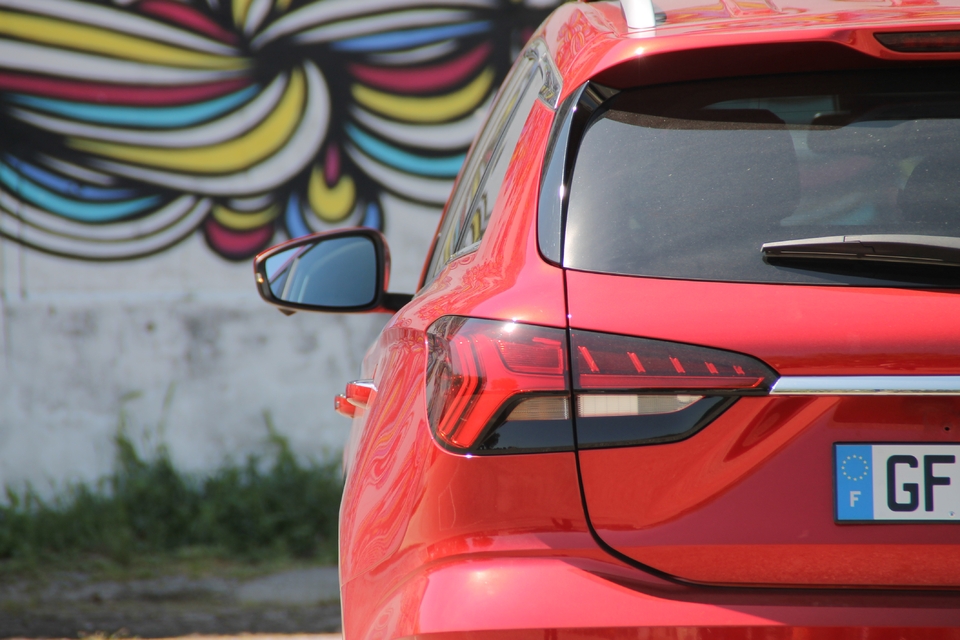 Essai vidéo - MG 5 (2022) : MG fait le break