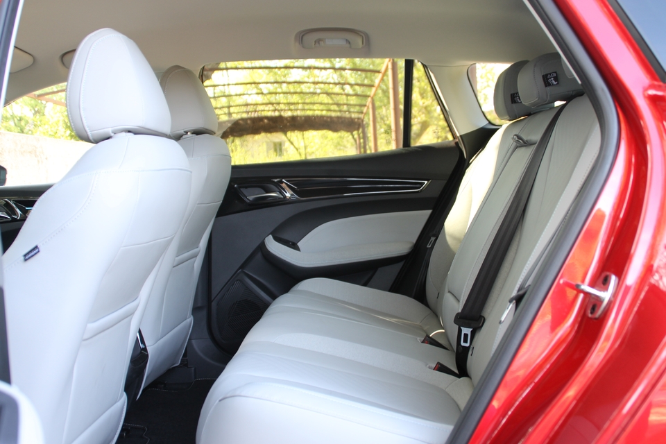 Essai vidéo - MG 5 (2022) : MG fait le break