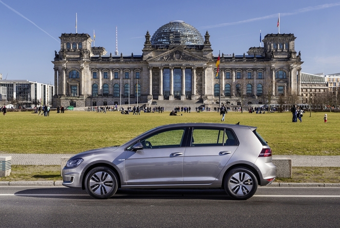 La Volkswagen e-Golf disponible à la commande