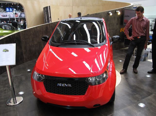 En direct du Salon de Francfort : les REVA NXR et NXG électriques