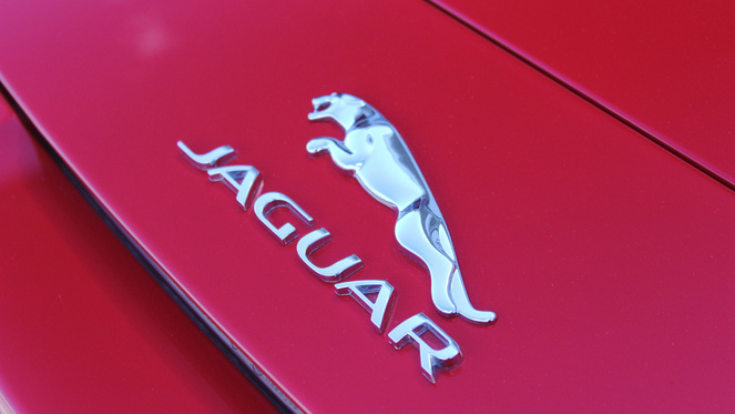 Essai vidéo - Jaguar F-Type : Jag attack