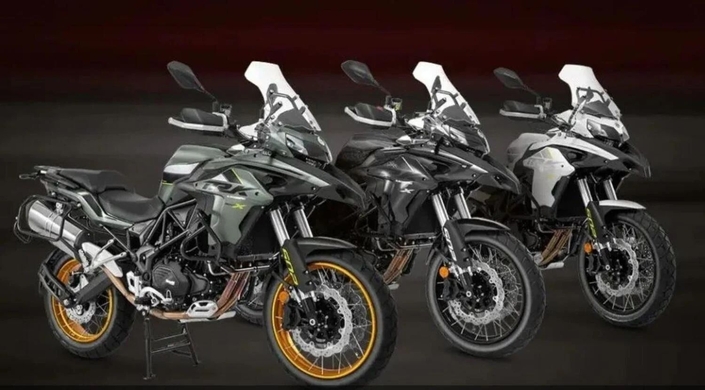 La gamme des Benelli TRK 502 X 2022-2023.