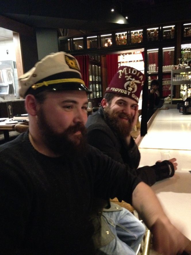Allan (à g.) et Alex, nouveaux habitants de Detroit