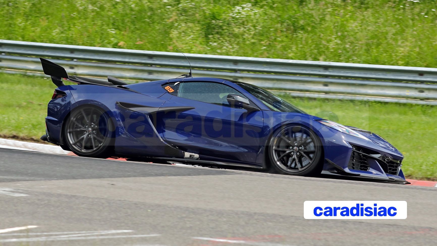 Chez Chevrolet, on se déplace en nombre sur le Nürburgring avec des ...