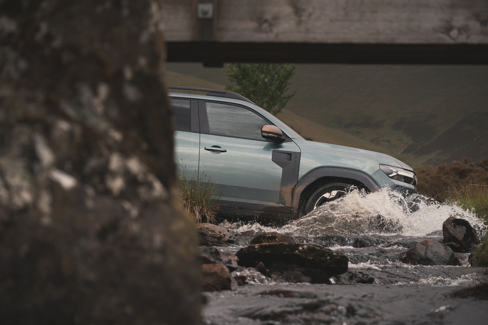 Presque au bout du monde en Dacia Duster 4x4 (vidéo)