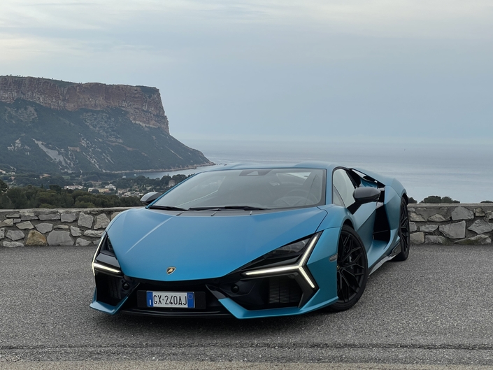 Vivre en Lamborghini Revuelto, ça rend vraiment fou