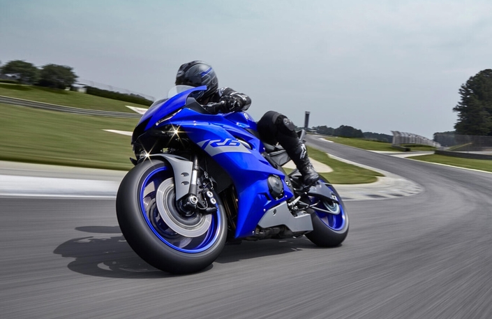 Usage piste exclusif pour la Yamaha R6 2021 !