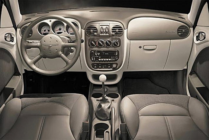 Chrysler PT Cruiser cabriolet, la voiture "inavouable" d'Olivier Pagès
