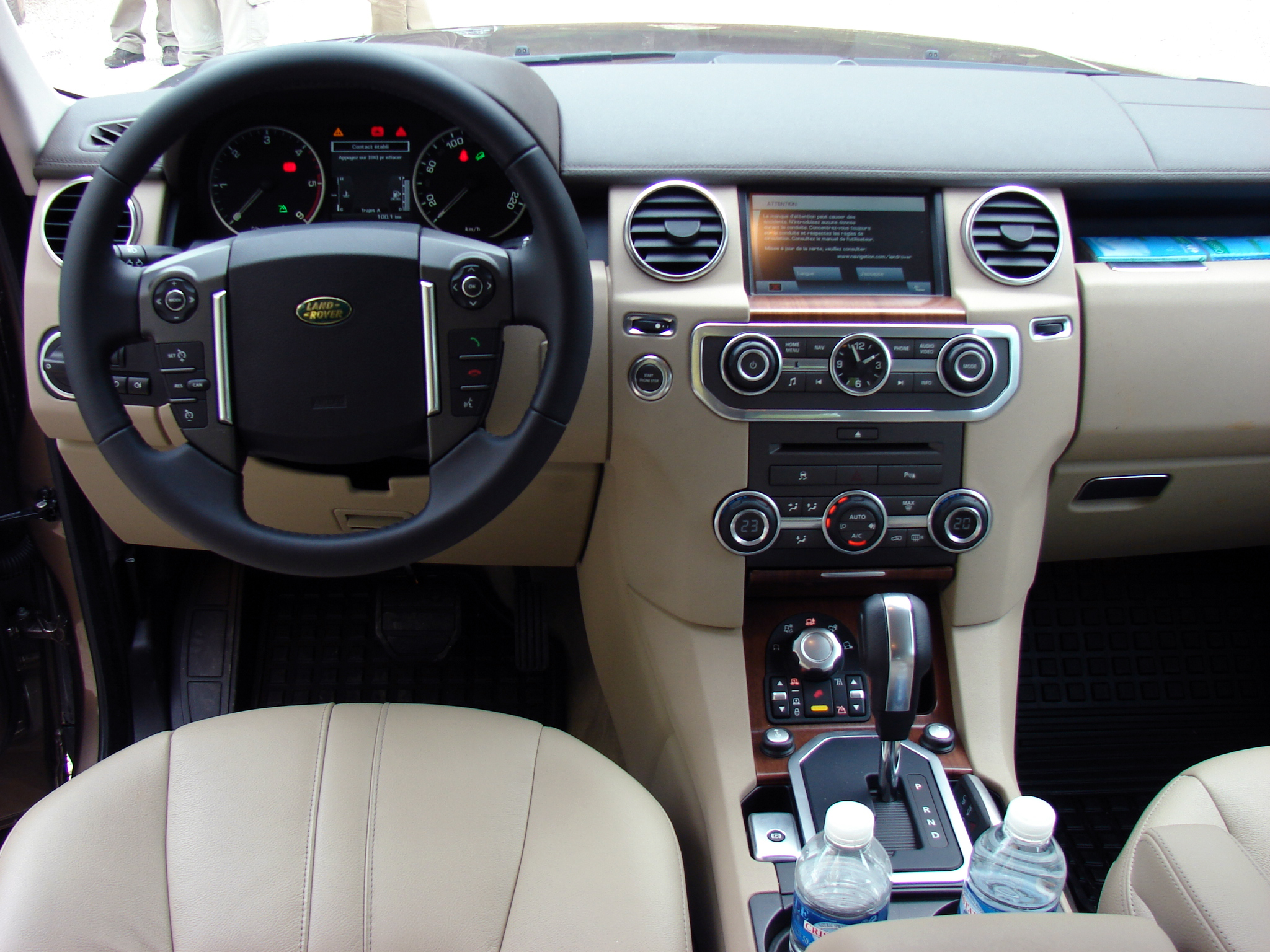 Land rover f25