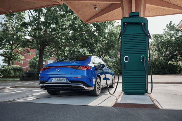 La consommation moyenne s'est établie à 15,1 kWh/100 km sur parcours varié et sans suivre le roadbook favorable de la marque. Cela donne environ 566 km d'autonomie en mixte.