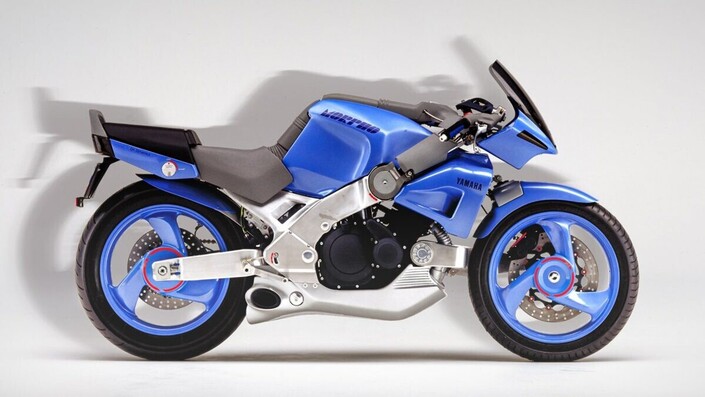 CFMoto révolutionne la moto transformable, là où Yamaha avait échoué il y a 40 ans