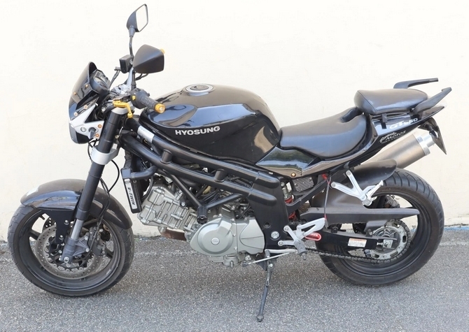 Hyosung GT 650 2009