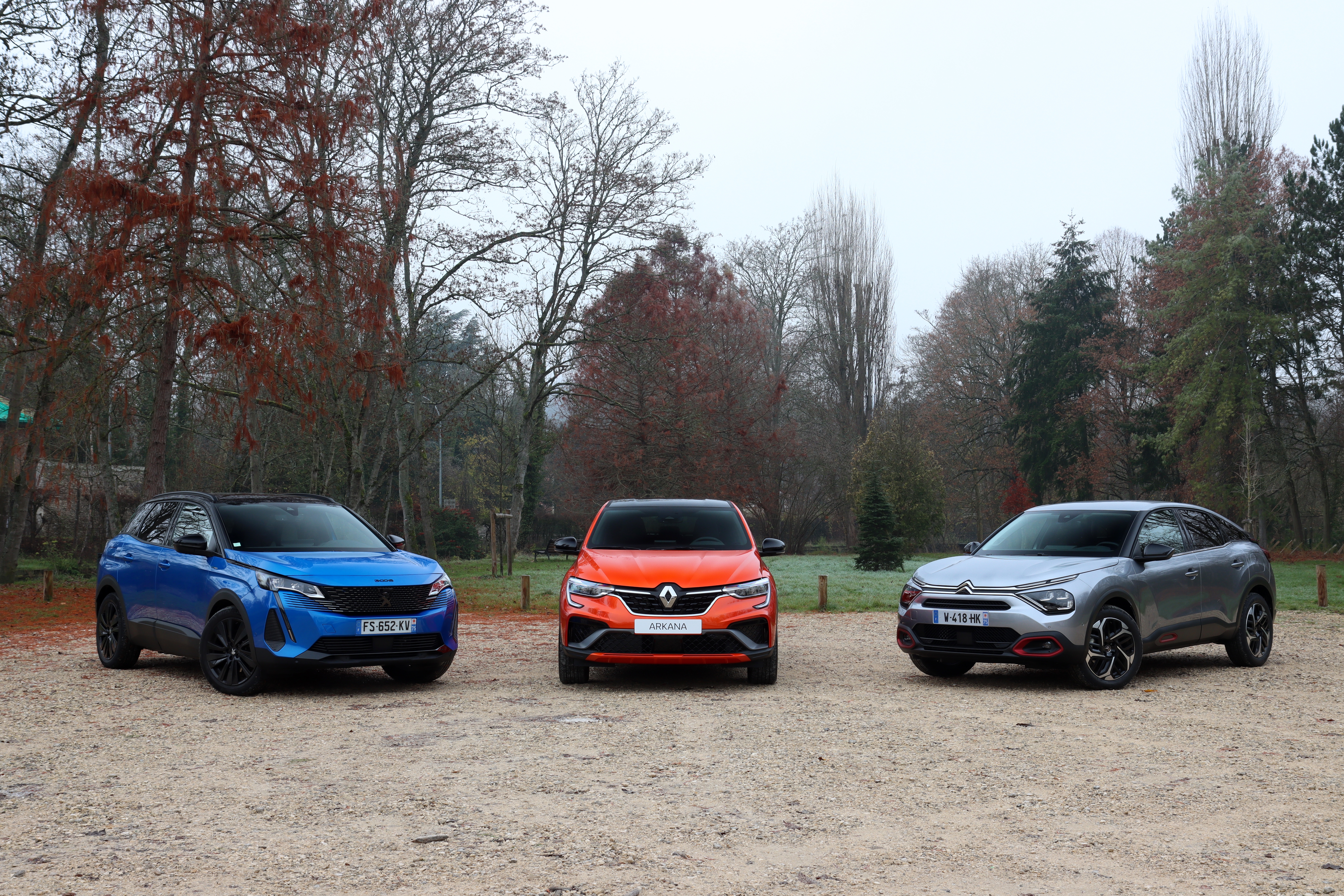 S0-comparatif-citroen-c4-vs-peugeot-3008