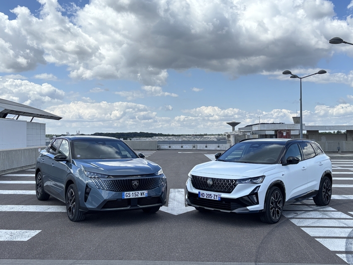 Un Dacia Duster intouchable en France et un Renault Austral meilleur élève que le Peugeot 3008