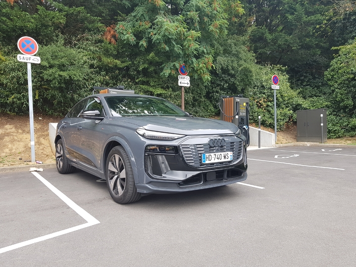 Le Q6 e-tron Sportback ajoute une touche de glamour dans la gamme Audi